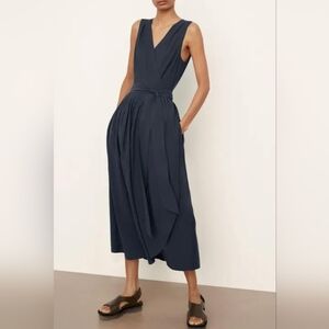 Vince Wrap Dress Navy Blue Sleeveless Pleated V- Neck Midi Size XXS NEW $425